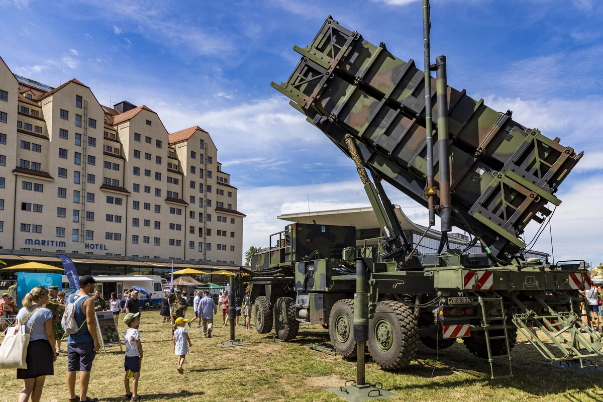 Kriegswaffen auf dem Stadtfest? Mehrere Parteien sagen Nein zur Waffenschau