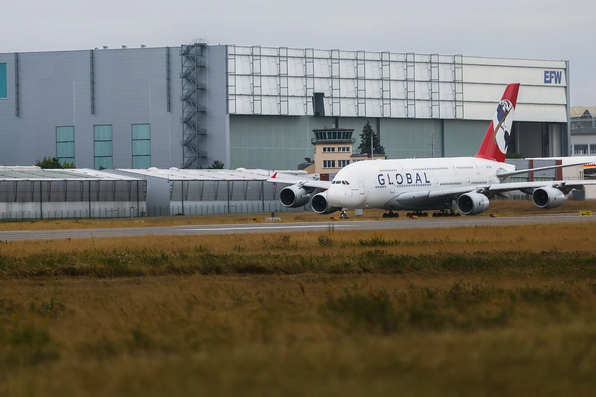 Abschied für immer? A380 startet von Dresden in Richtung Frankreich