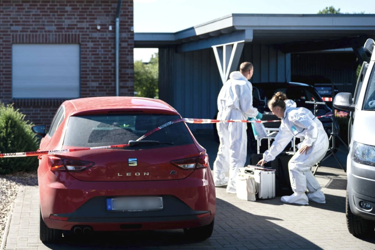Mann soll seine Partnerin umgebracht haben: Hat er auch einen Großbrand gelegt?