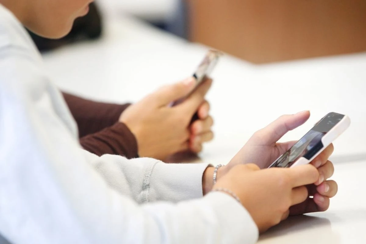 Sachsen-Anhalt startet Medienscout-Projekt: Schüler helfen Schülern