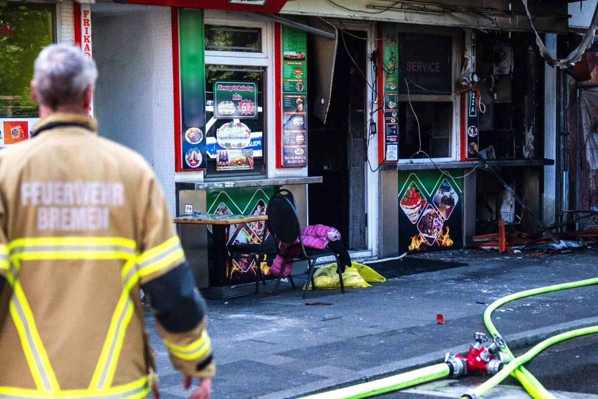 Feuer in Dönerladen ausgebrochen! Fünfjähriges Mädchen gestorben