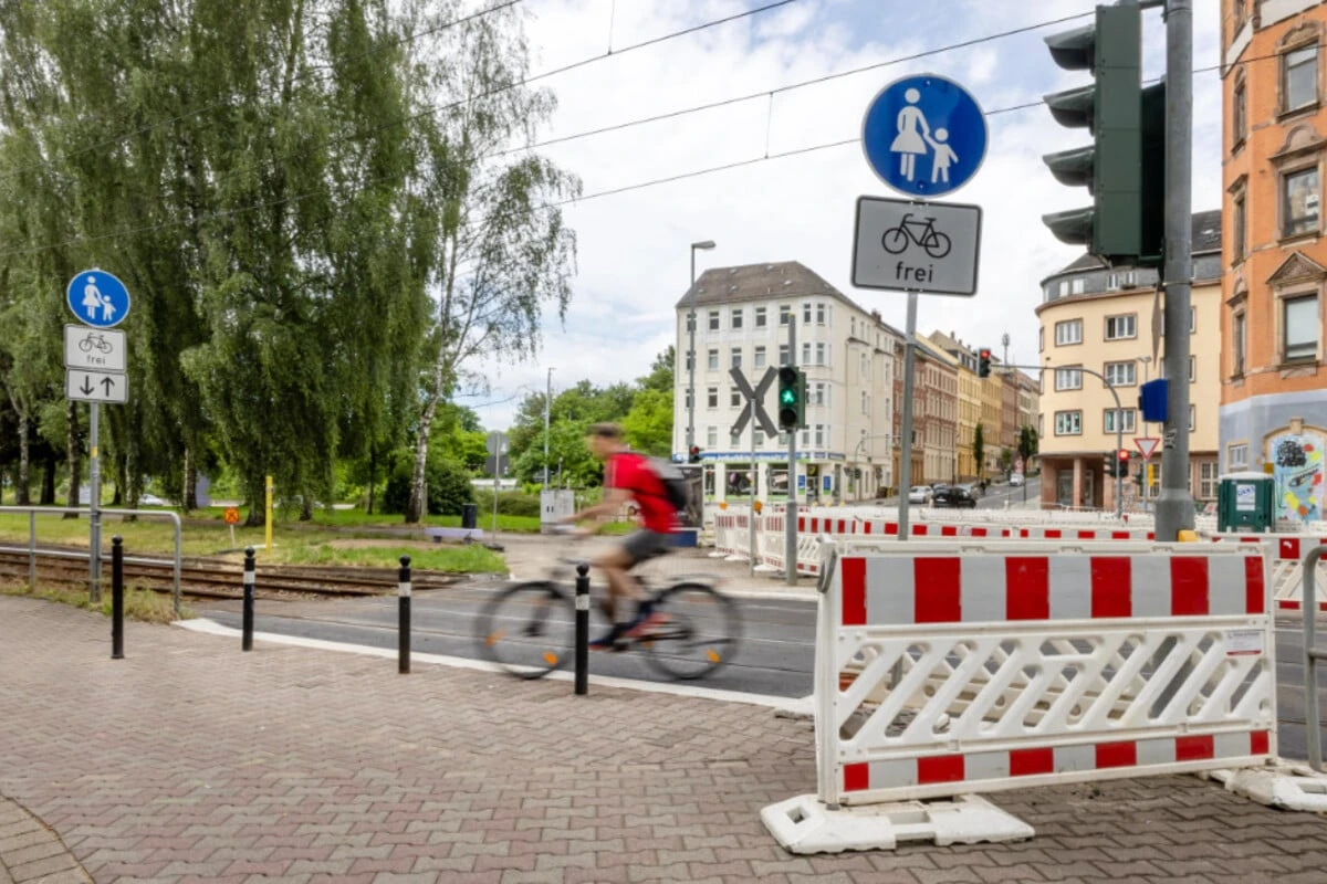 Pläne für dritte Radstraße in Chemnitz werden konkreter: Clausstraße wird zum Knackpunkt