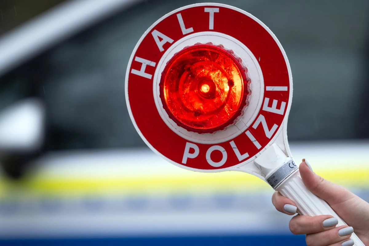 Mann liefert sich auf Drogen halsbrecherische Verfolgungsjagd mit der Polizei
