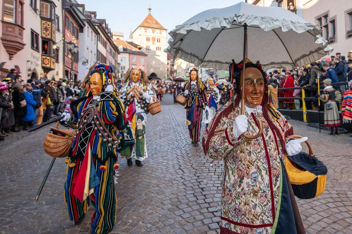 Laut und lustig: Tausende Narren ziehen durch die Straßen im Ländle!