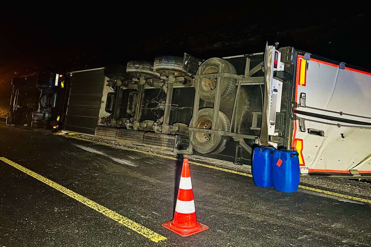 Tomaten-Laster kippt um: Vollsperrung auf der A3