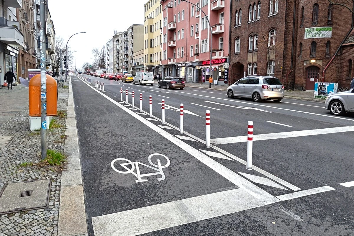 Nanu, auf der Nord-Süd-Achse von Moabit läuft an diesem speziellen Tag alles rund