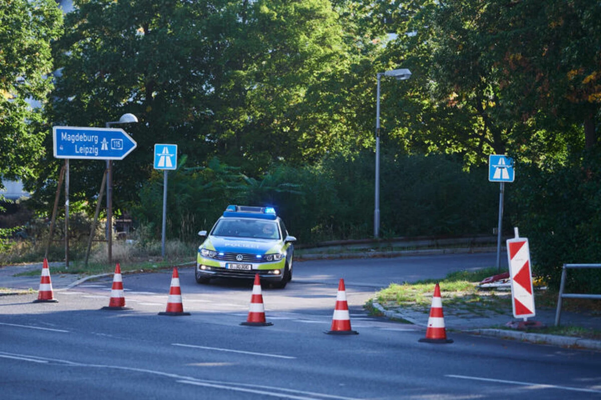 Sprengungen in Grunewald: AVUS vorübergehend gesperrt