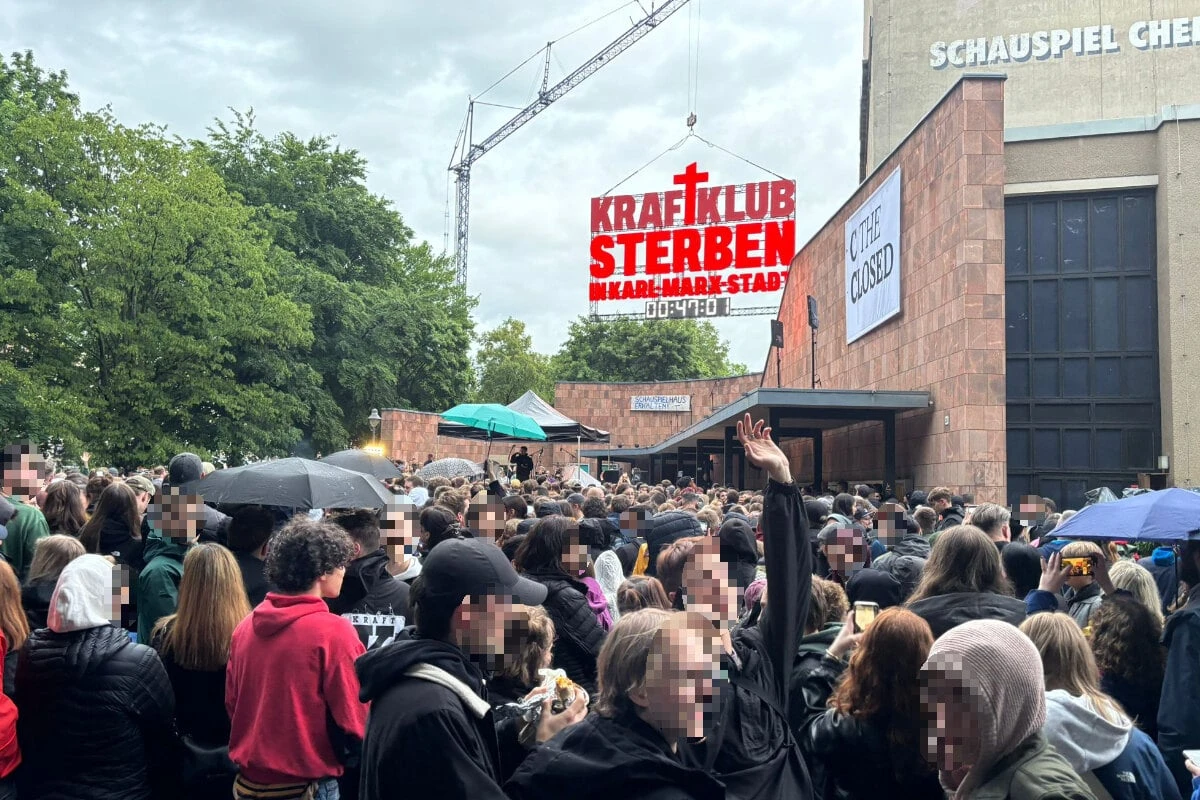 Mega-Ansturm in Chemnitz: Kraftklub gibt Überraschungs-Konzert