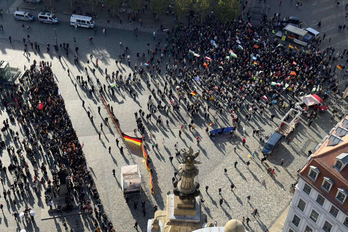 Pegida vor Auflösung: Große Abschluss-Kundgebung am Neumarkt