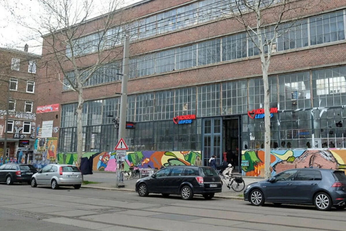 Räuber will Mann auf Leipziger Karl-Heine-Straße überfallen: Opfer weigert sich