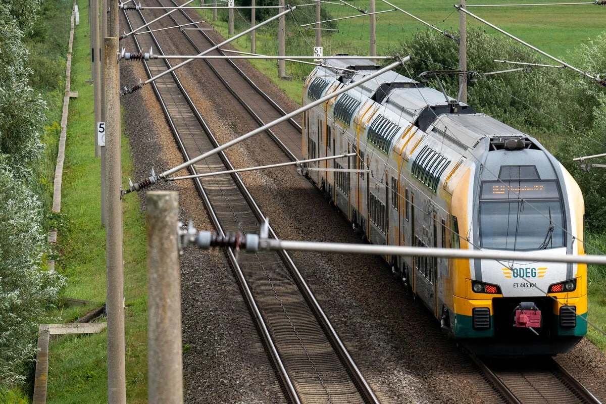 Bahn-Chaos in Brandenburg! Bei diesen Linien müssen Pendler in den Bus wechseln