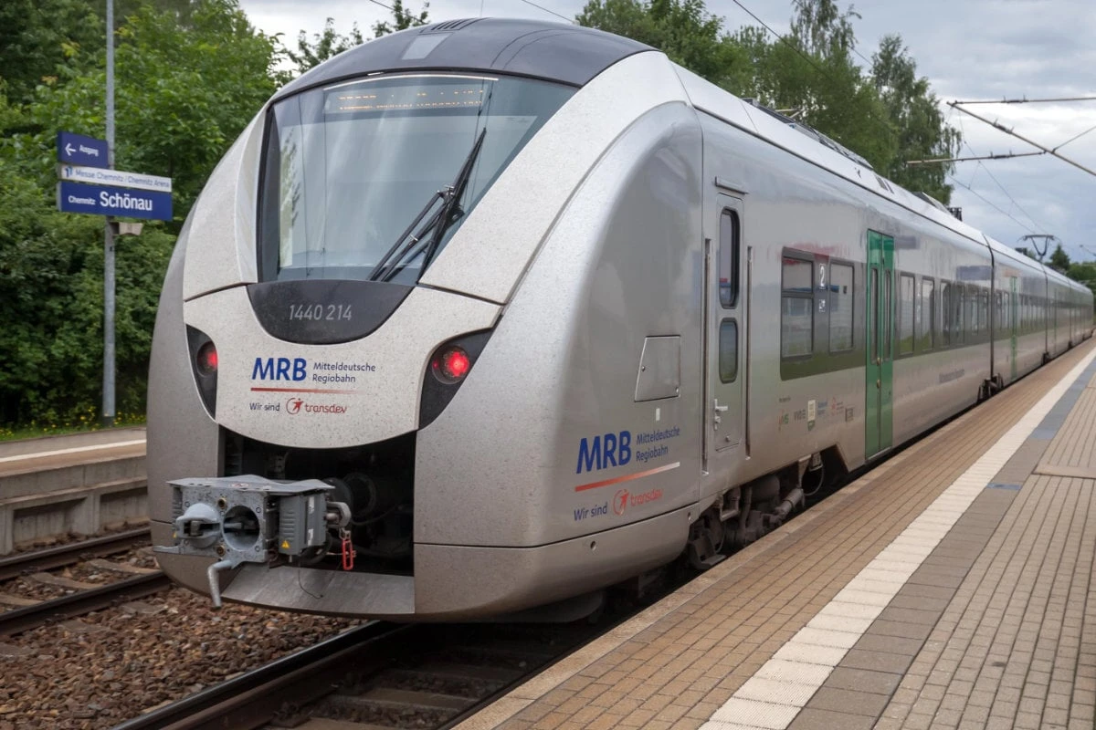 Jugendlicher in Zug von Dresden nach Chemnitz geschlagen