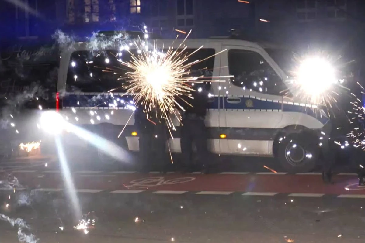 Nach Silvester-Chaos: Gewerkschaft der Polizei kämpft weiter für Böllerverbot