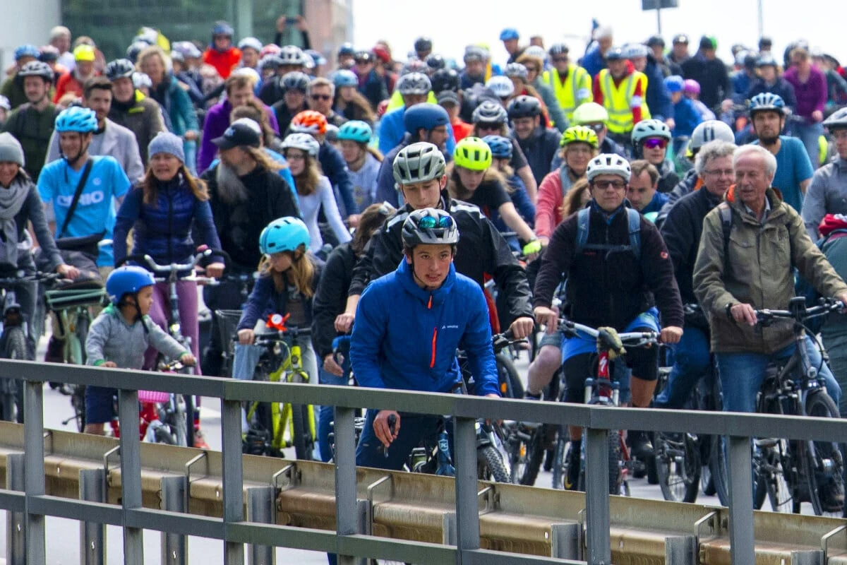 Radler-Demo in München: Tausende protestieren für bessere Radwege
