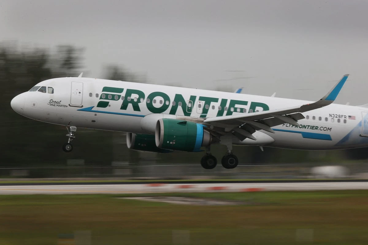Tödliches Unglück: Flugzeug erfasst Person auf dem Rollfeld