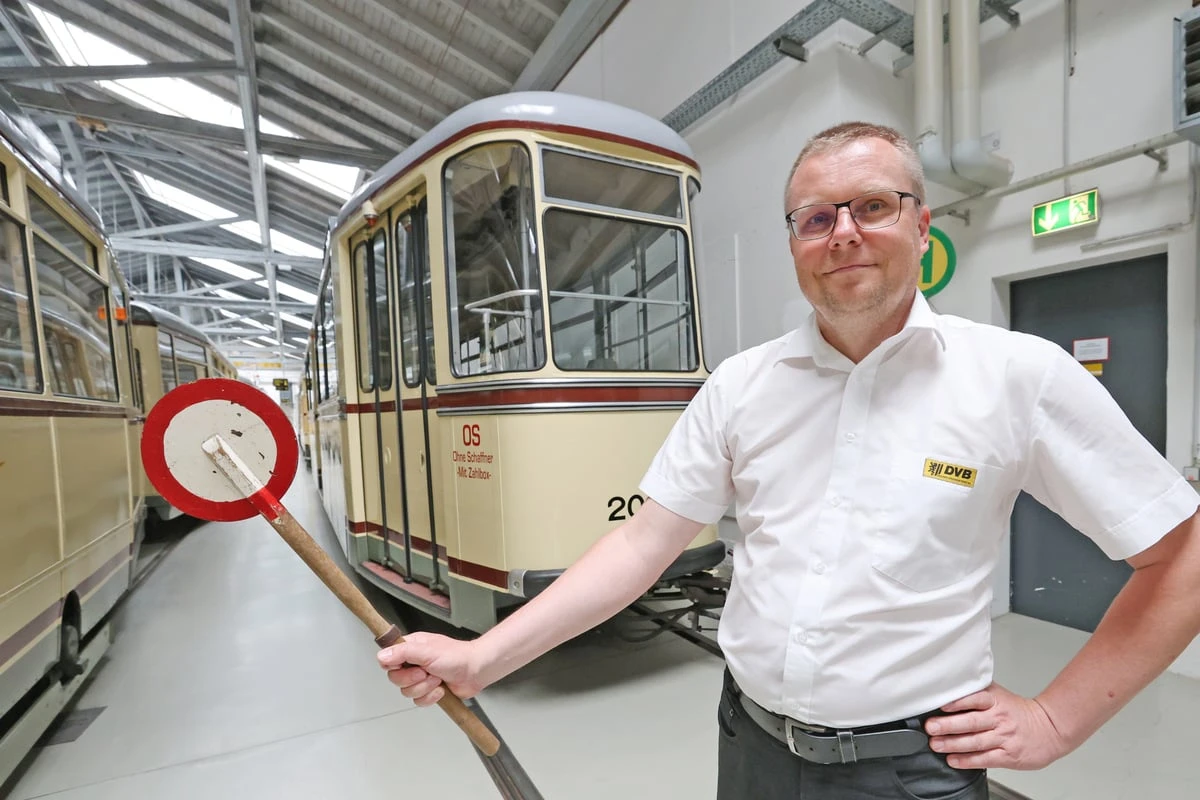 Zeitreise im Dresdner Oldtimer: Berolina, Tatra und Ikarus gehen wieder auf Tour