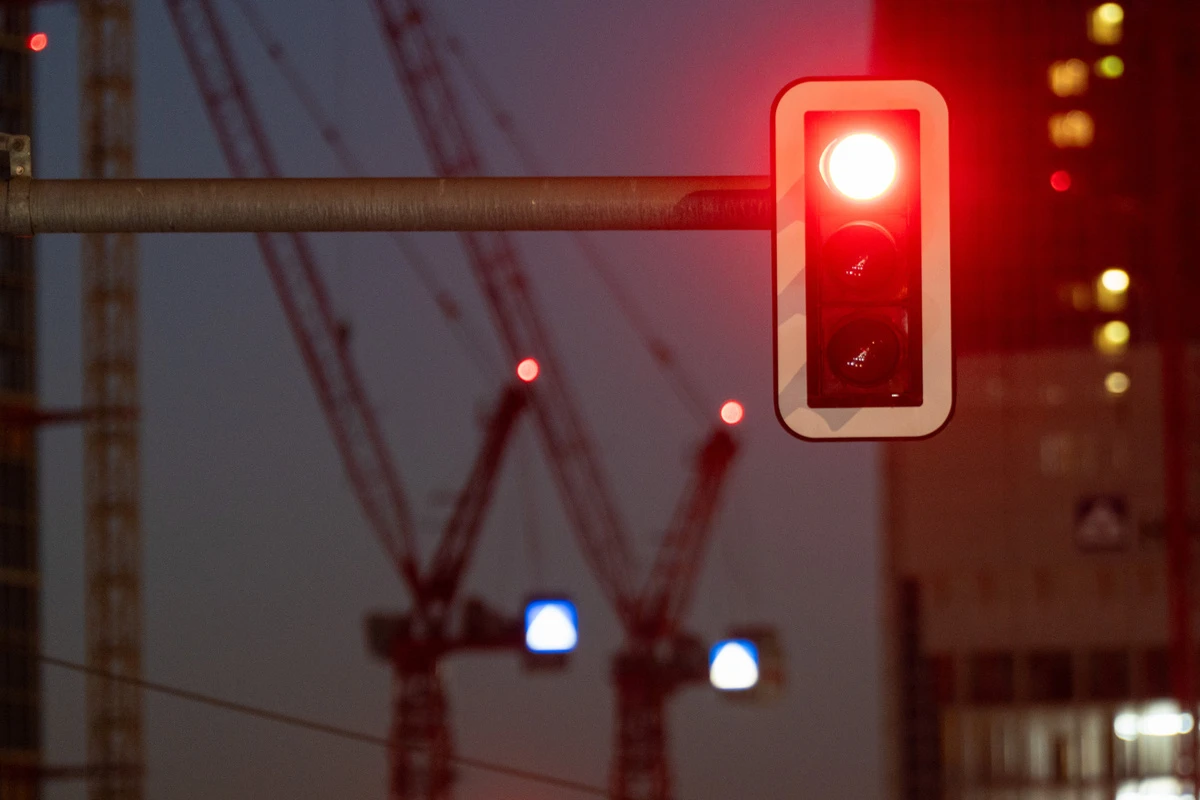 Erwischt! Betrunkener Autofahrer schläft an Leipziger Ampel ein und wird von Polizei geweckt