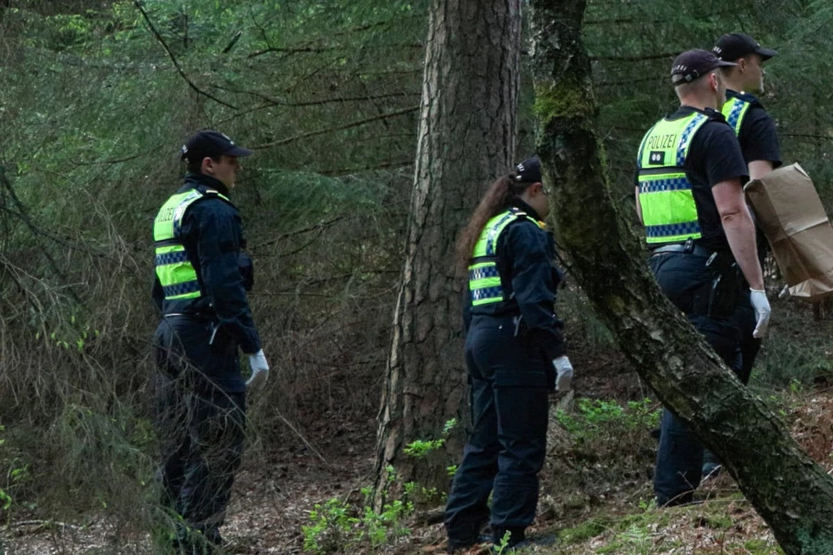 Tierquäler am Werk? Frau macht grausige Entdeckung im Wald