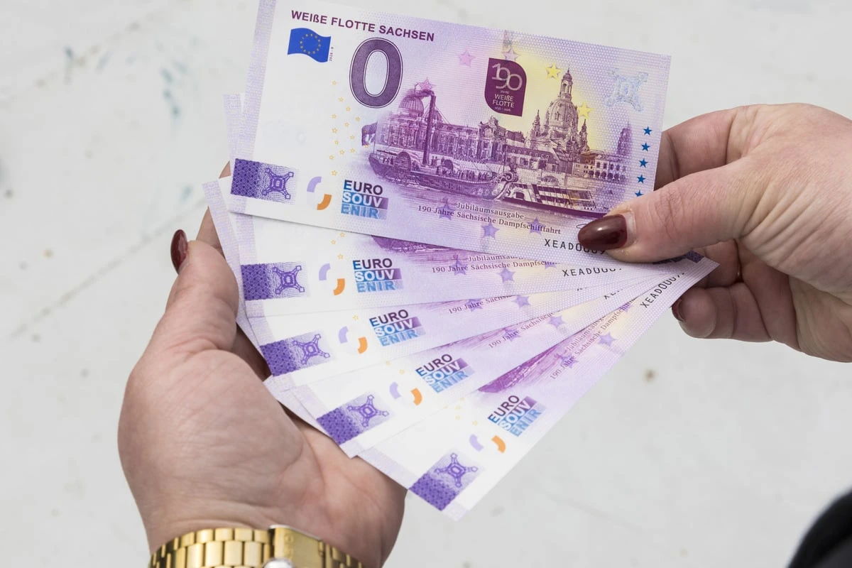 Sammlerstück Nummer zehn: Null-Euro-Schein feiert die Weiße Flotte