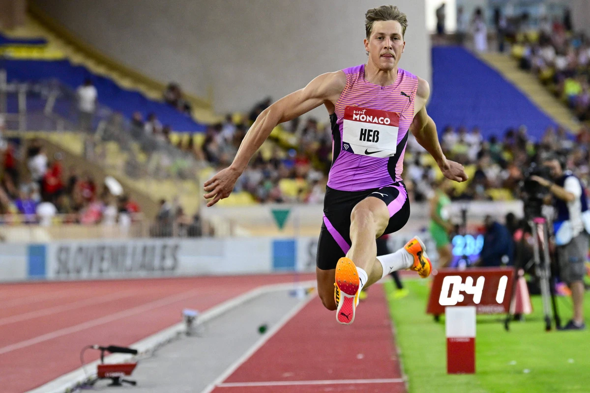 Heß fliegt trotz Schmerzen nach Tokio: Die Hoffnung stirbt zuletzt