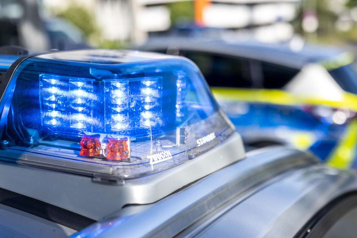 22-Jähriger zückt Messer und sticht in Park auf zwei junge Männer ein