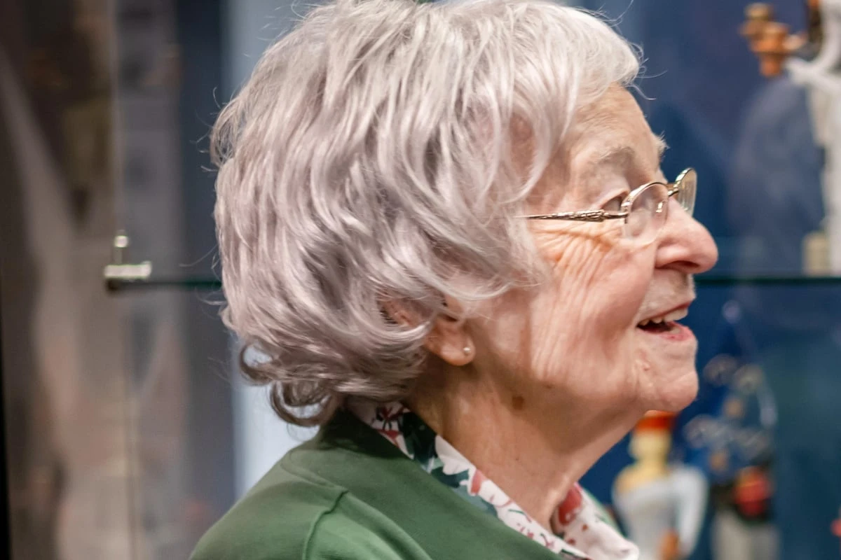 US-Amerikanerin besucht Seiffen: 100-Jährige mit Herz für Nussknacker