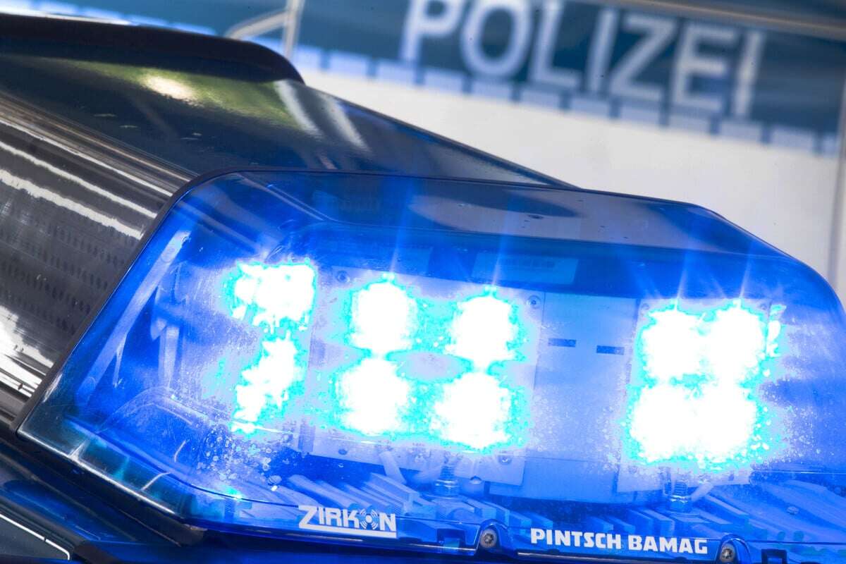 Verdächtiger attackiert Beamte: Mann bei Kinderporno-Razzia angeschossen