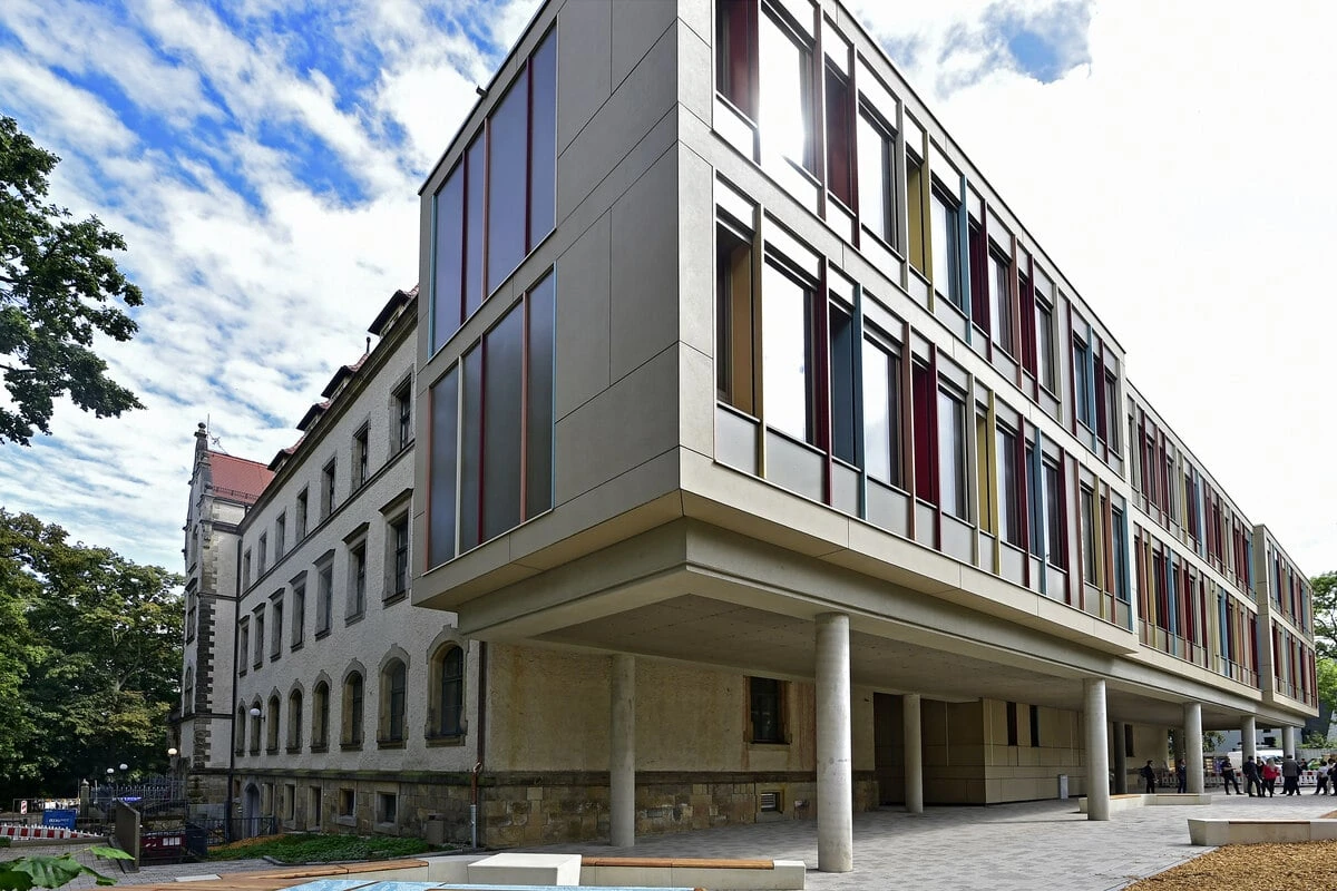 Erweiterung offiziell eingeweiht: Dieses Gymnasium in Chemnitz ist jetzt noch größer