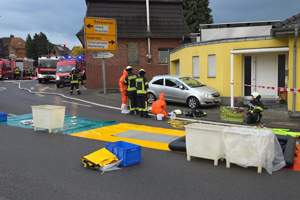 Hinweis sorgt für Ausnahmezustand: Zehn Polizisten bei Großeinsatz in NRW verletzt