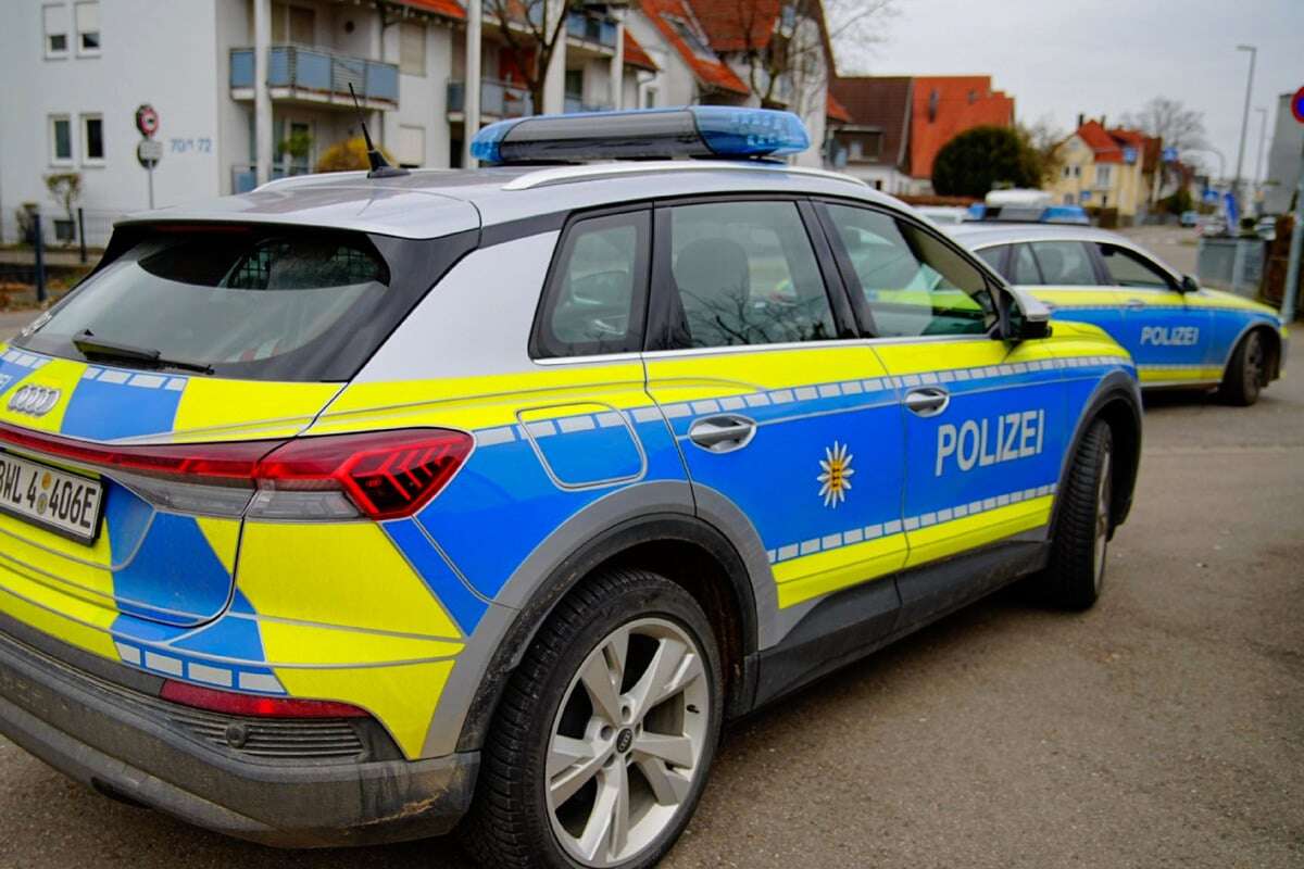 Frau bei Messerangriff auf offener Straße schwer verletzt