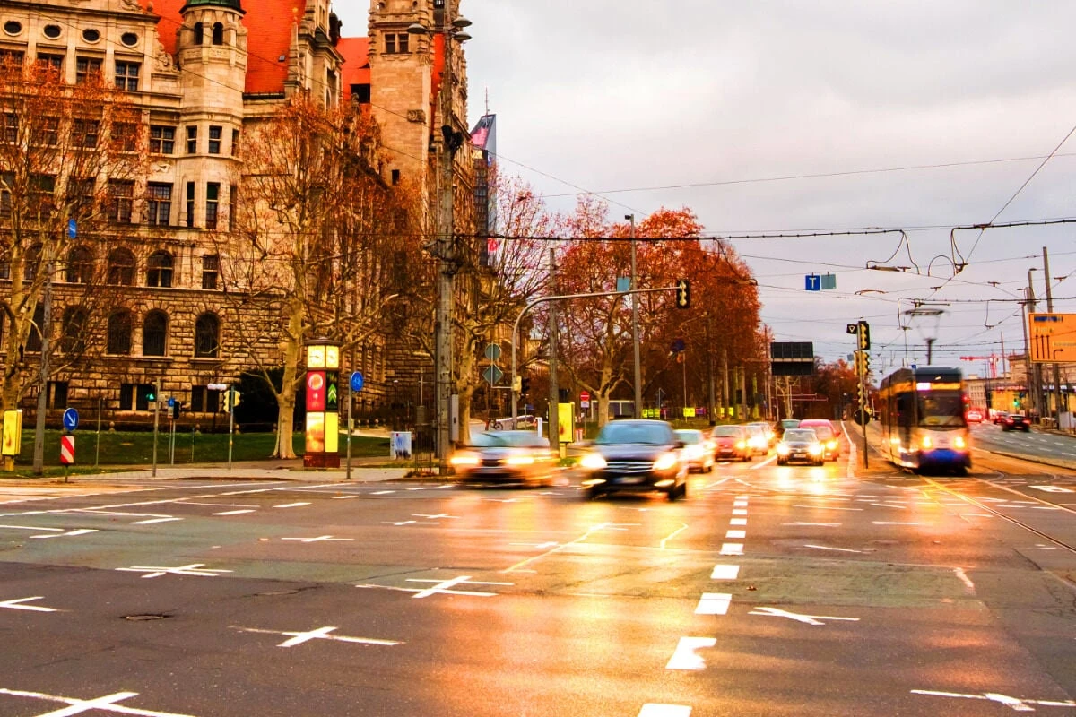 Leipzig ordnet neue Halteverbote an: Diese Straßen sind betroffen
