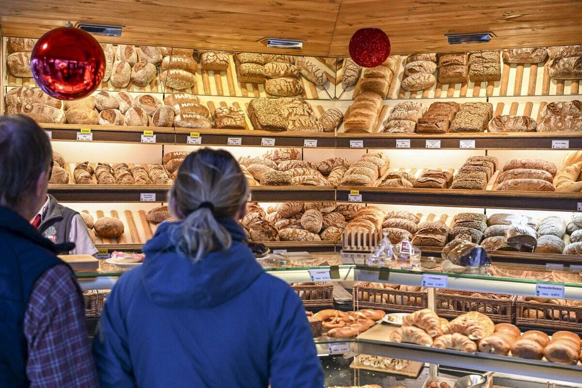 Alkoholisierter Einbrecher stürzt durchs Dach von Bäckerei drei Meter in die Tiefe