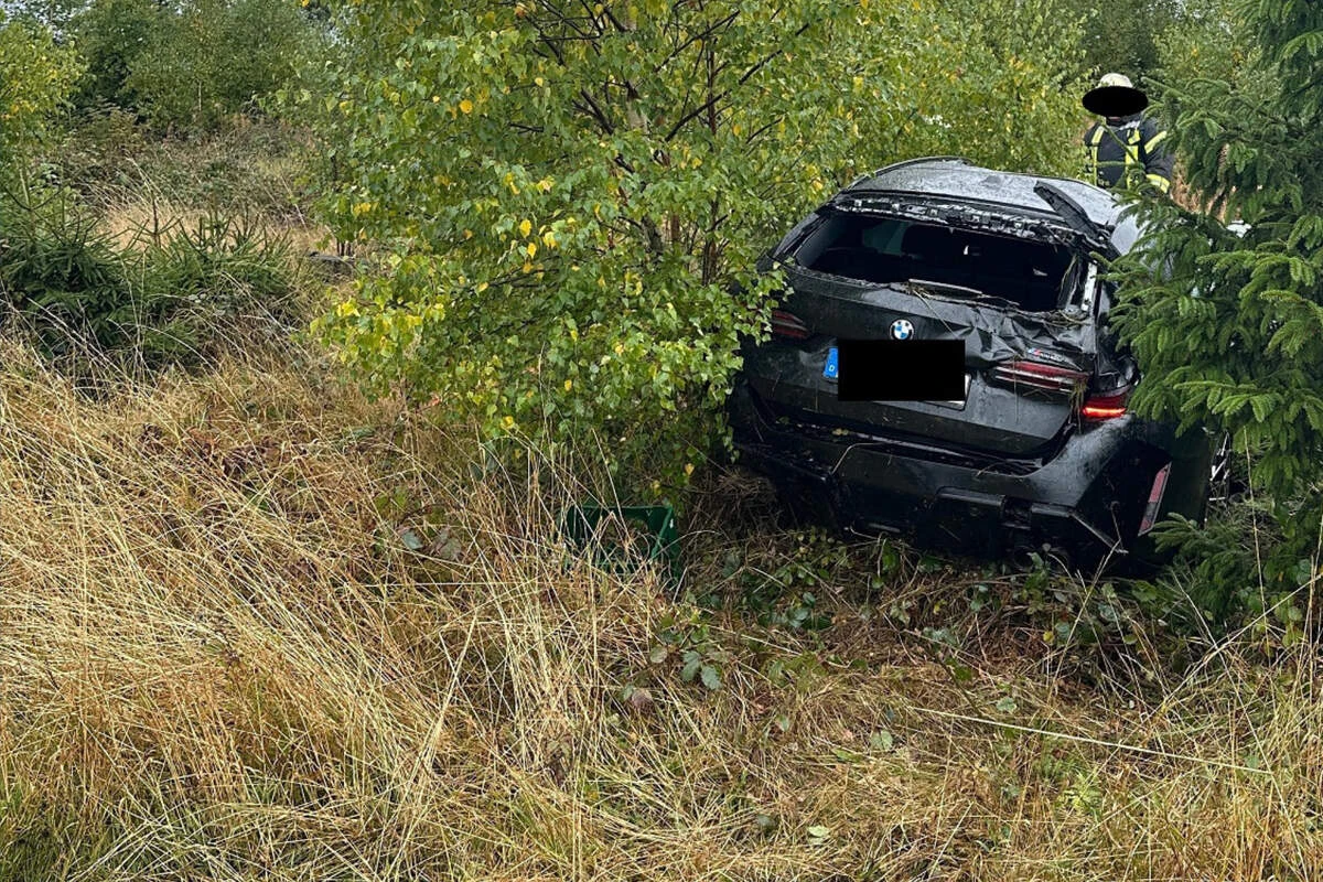 Fünf Verletzte nach Unfall im Harz: Starker Wind erschwert Rettung