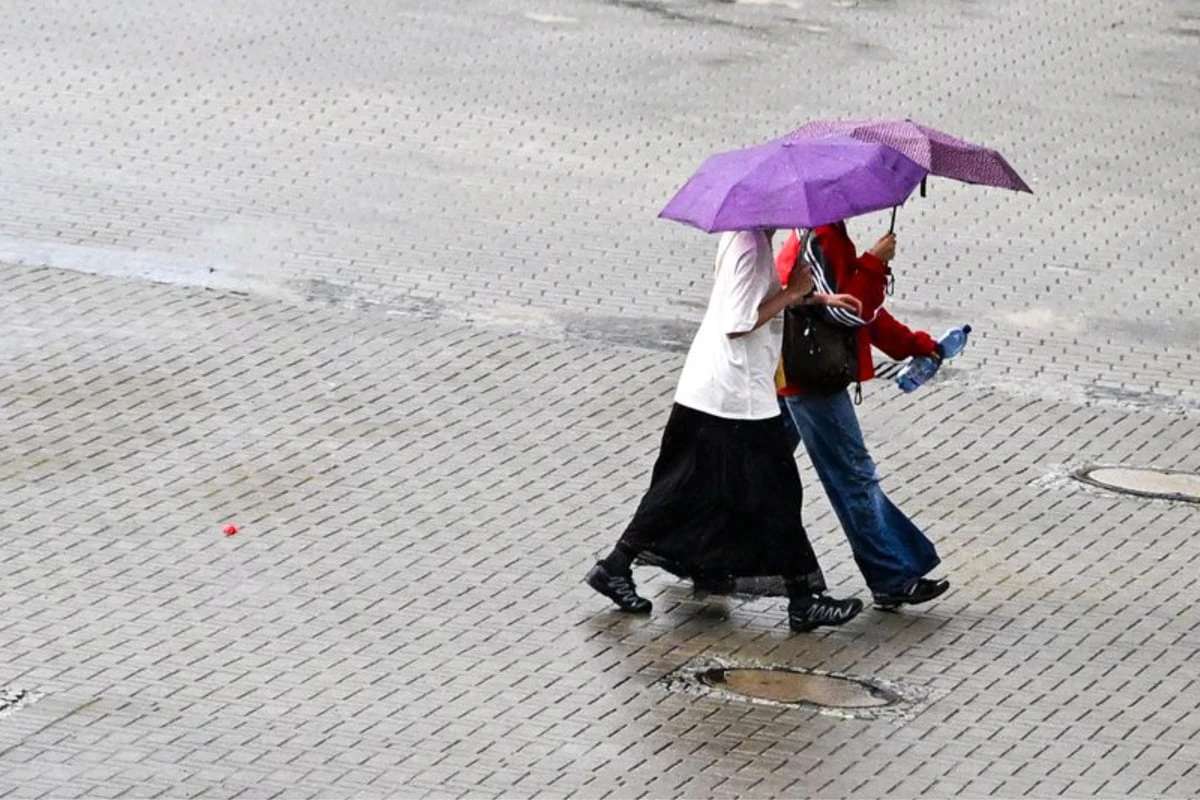 Unwetterwarnung: Heftige Gewitter ziehen über Berlin und Brandenburg