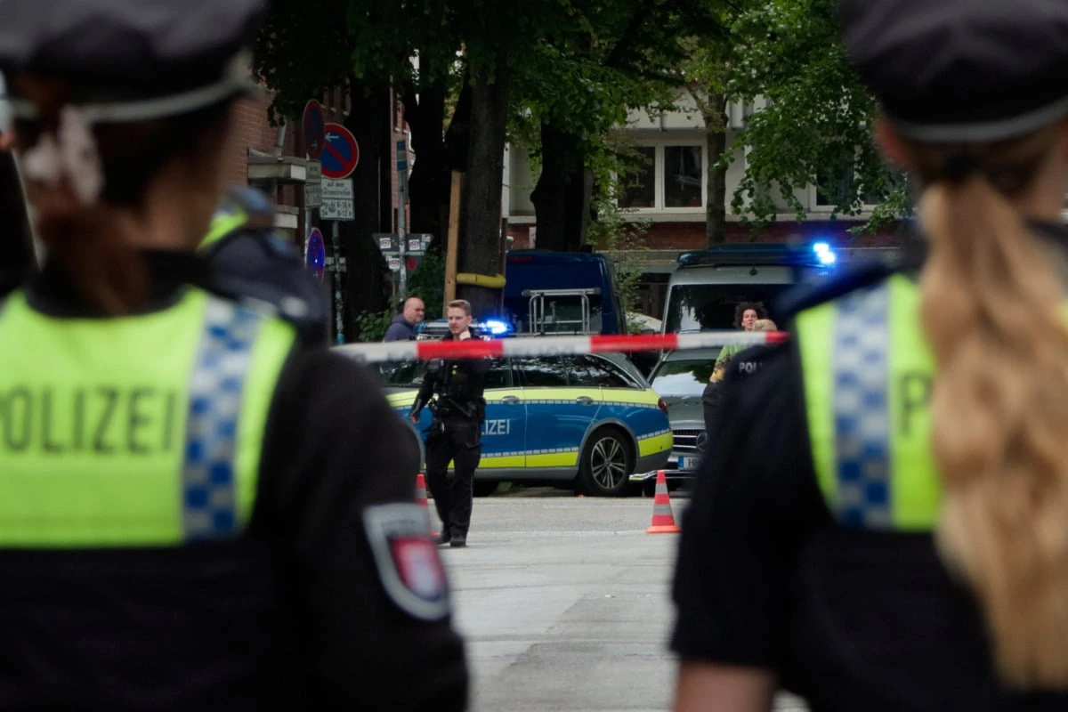 Schießerei auf dem Kiez? Polizei im Großeinsatz an der Reeperbahn
