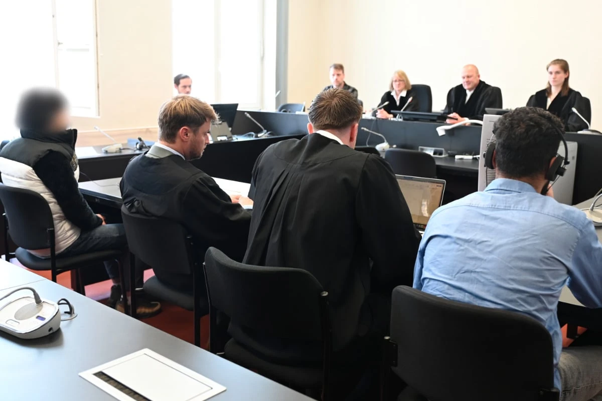 Nach Messerattacke am Jungfernstieg: Männer kommen jahrelang in den Knast