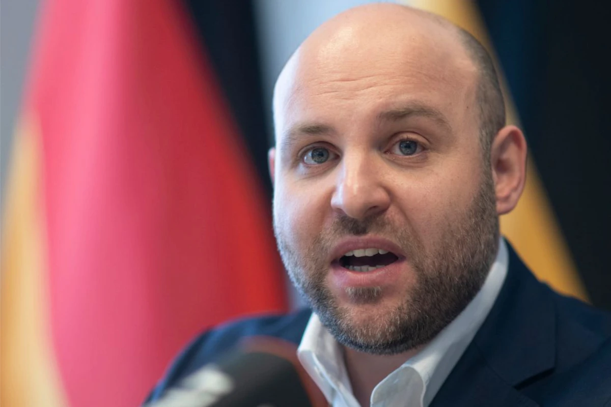 Peinliche E-Mail-Panne im Südwesten: AfD-Chef nennt Reporter 