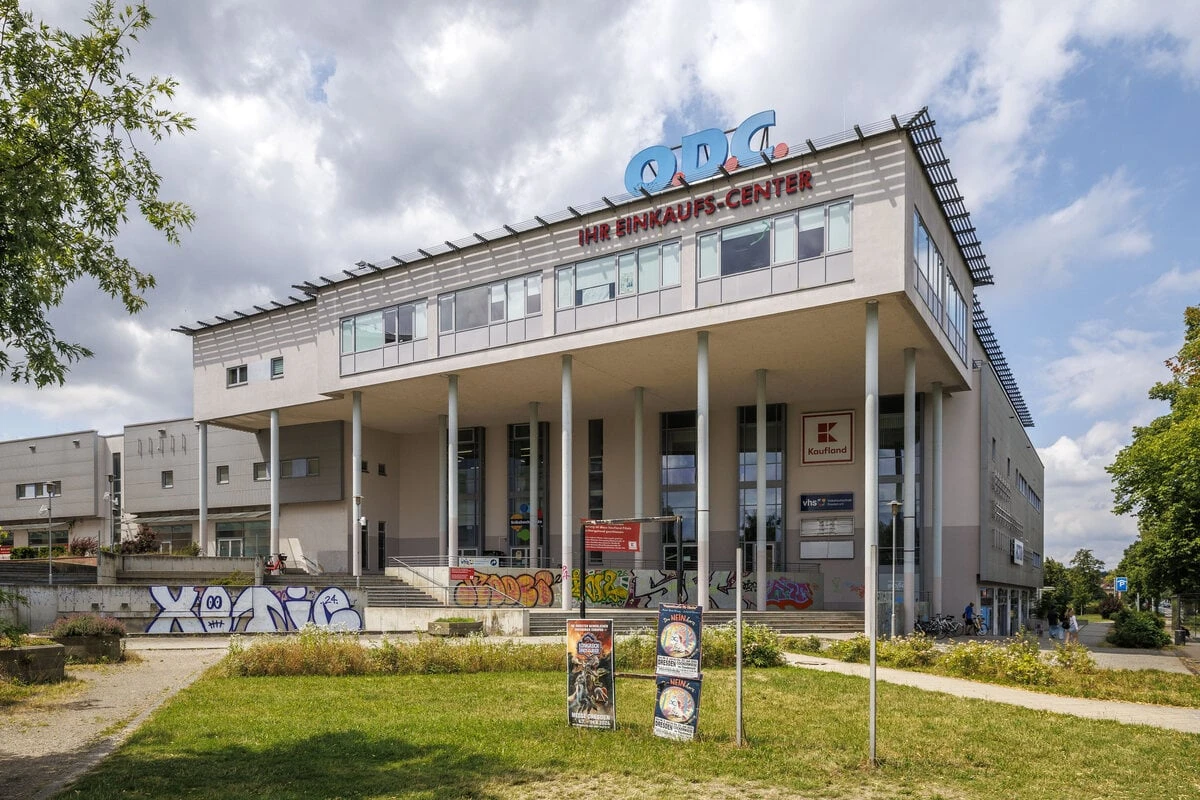 Unfall im Otto-Dix-Center: Ermittlungen nach Rollsteig-Drama dauern an