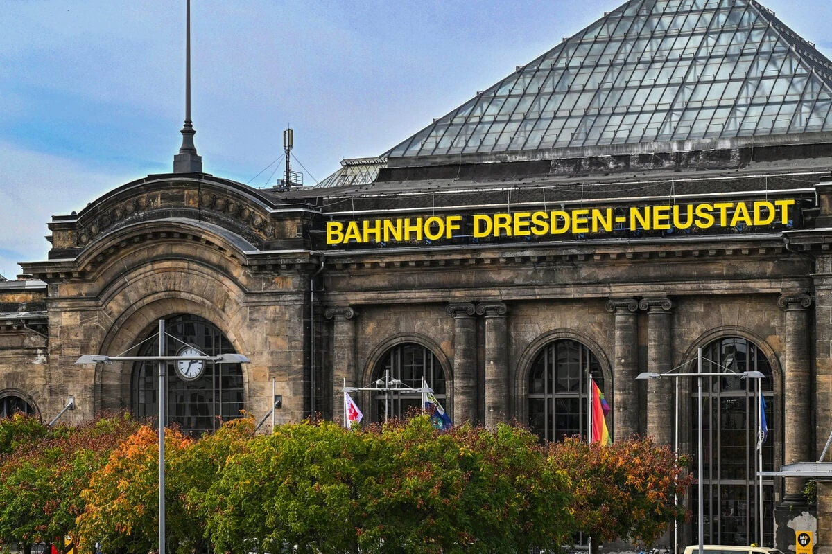 Brutale Prügel-Attacke am Bahnhof Neustadt: Opfer in letzter Sekunde vor dem Tod gerettet
