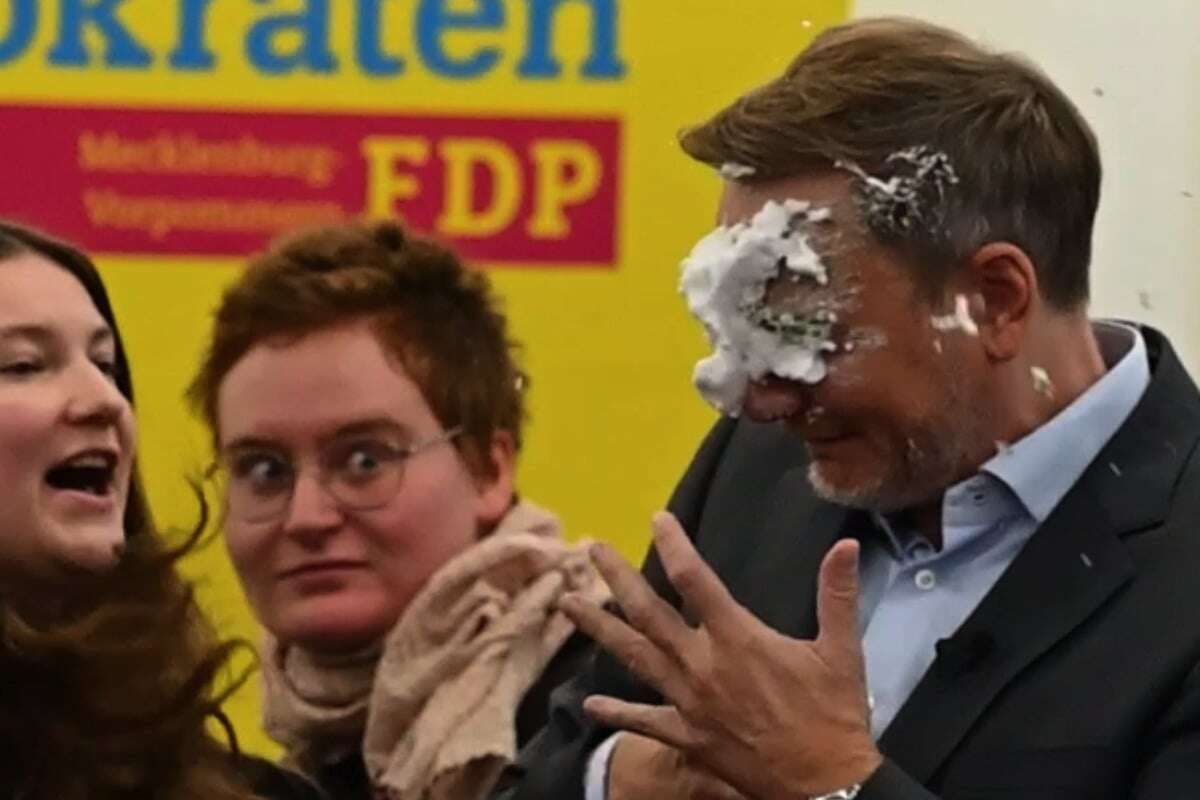 Schaumwerferin soll sich bei Lindner entschuldigen: 