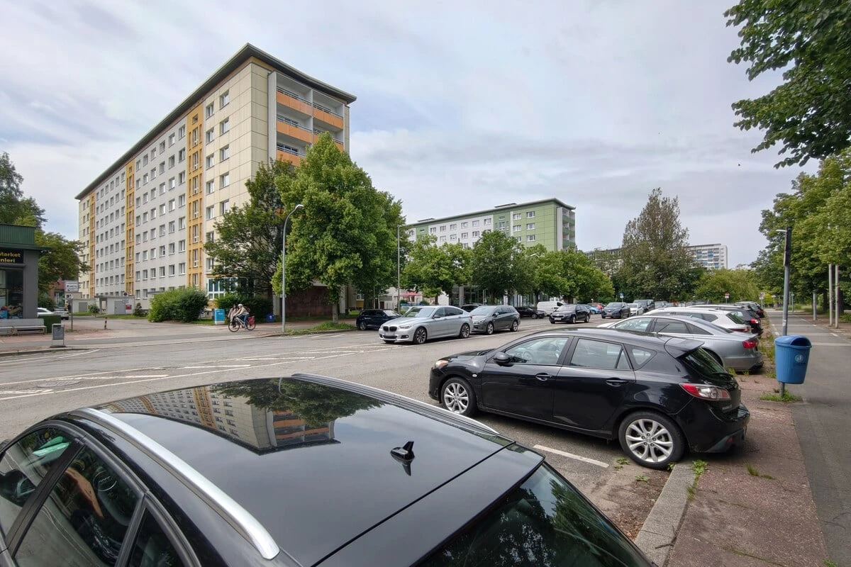 Grüne Pläne für Brückenstraßen-Stumpf in Chemnitz: Wohin mit den Autos?