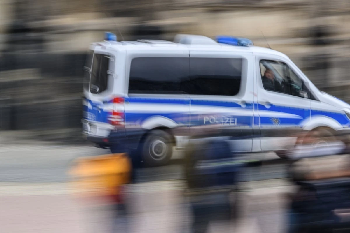 Brutale Attacke vor Arbeitsagentur: Staatsanwaltschaft erhebt Anklage wegen versuchten Totschlags