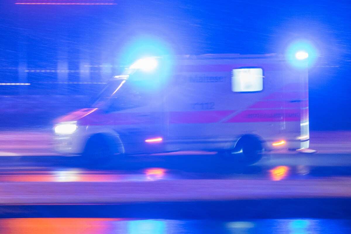 Jugendlicher Radler nach Auto-Crash wohl in Lebensgefahr!