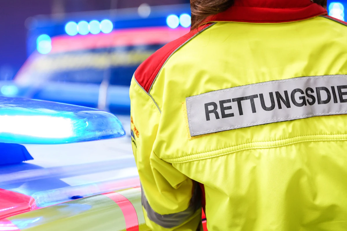 Flugzeug-Unfall bei Kassel: 80-jähriger Pilot und Ehefrau verletzt in Klinik