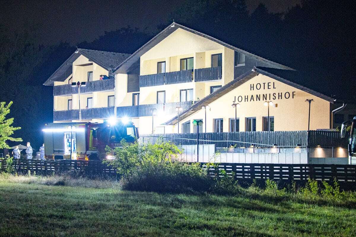 Lärmstreit in Hotel endet blutig: 33-Jähriger rammt Widersacher Messer in den Oberkörper