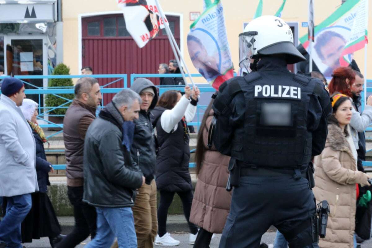 Tausende fordern Freilassung von PKK-Anführer: Polizei warnt vor Krawallen in Köln