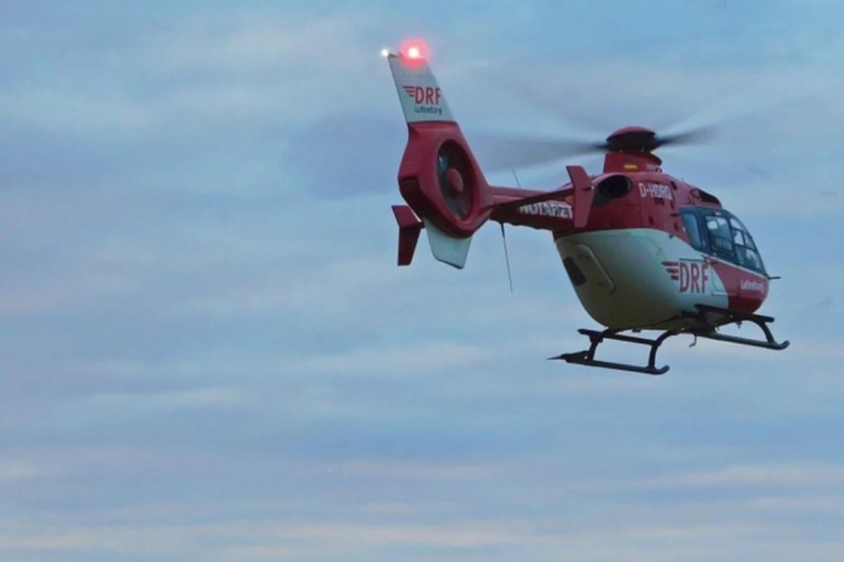 Schwerer Unfall in Thüringen: Beifahrerin muss in Klinik geflogen werden