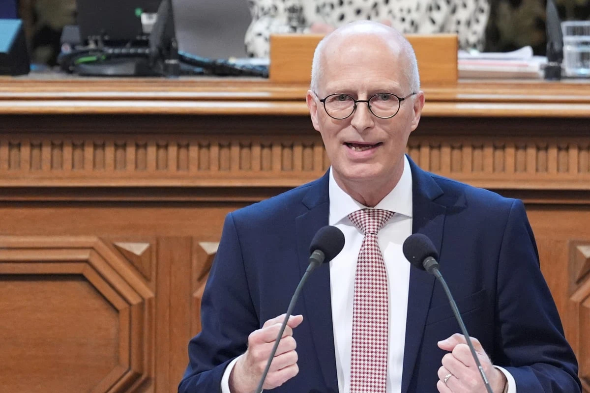 Hamburgs Bürgermeister Tschentscher packt aus und appelliert an Community