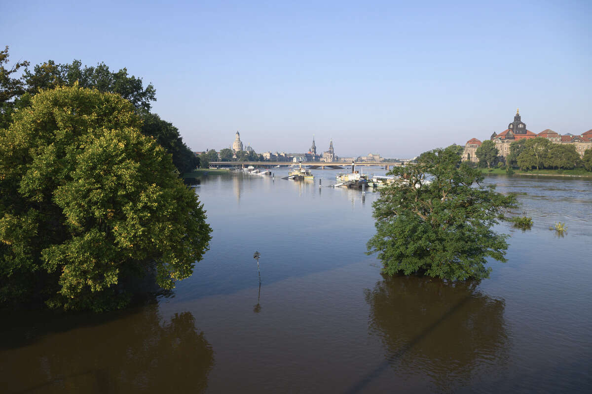 Hochwasser in Dresden: Pegelstände sinken konstant, durchatmen ist angesagt!