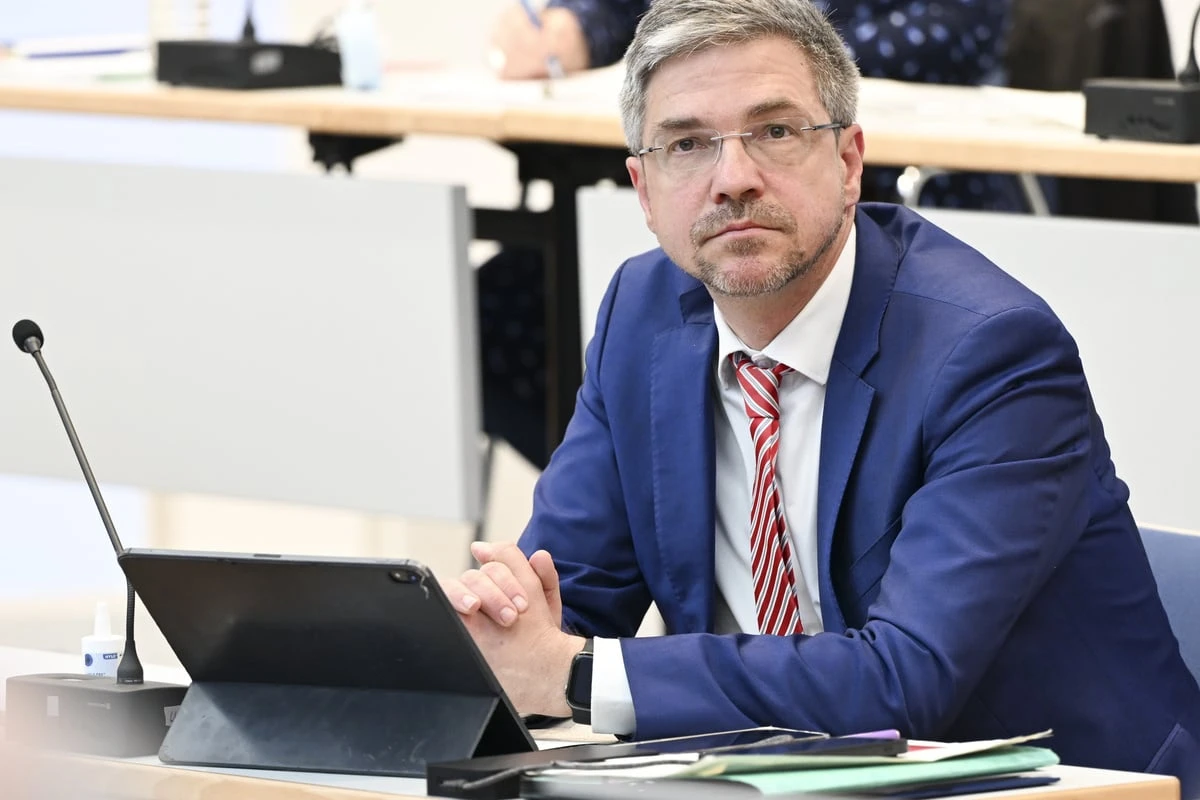 Potsdam stimmt über Bürgermeister ab: Muss Schubert gehen?